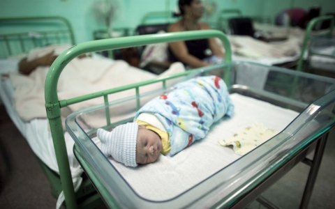 Thumbnail image for Cuba named first country to end mother-to-child HIV transmission