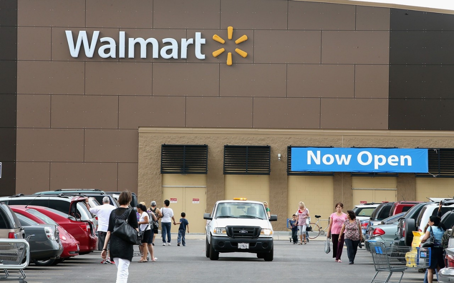 Walmart Sued For Denying Same Sex Spouse Benefits Al Jazeera America 