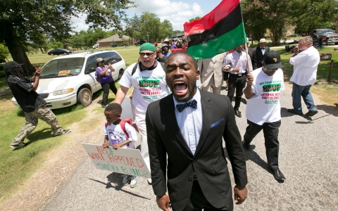 Thumbnail image for Protesters demand answers in Sandra Bland's death in Texas jail