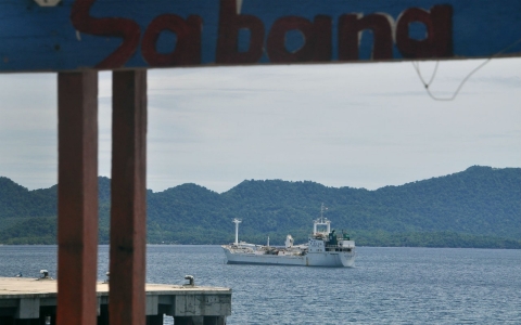 Thumbnail image for Indonesia navy nabs cargo ship loaded with slave-caught fish