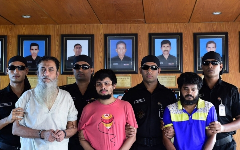 Thumbnail image for Bangladesh arrests suspects in blogger murders