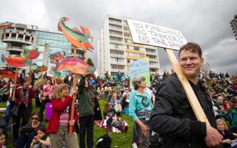 Northern Gateway pipeline project, oil pipeline protest, English Bay, Vancouver