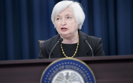 Fed keeps interests low amid economic uncertainty