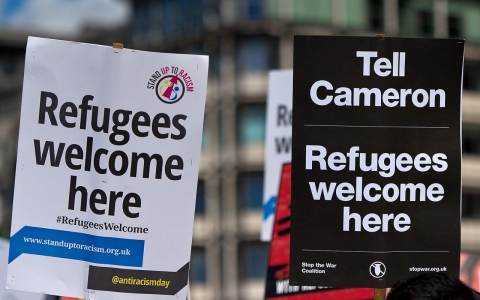 refugees welcome signs