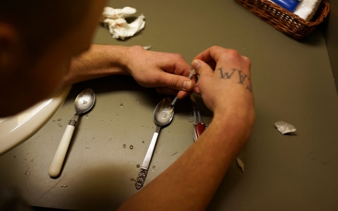 Thumbnail image for Depths of heroin addiction: US sets record high for opioid abuse
