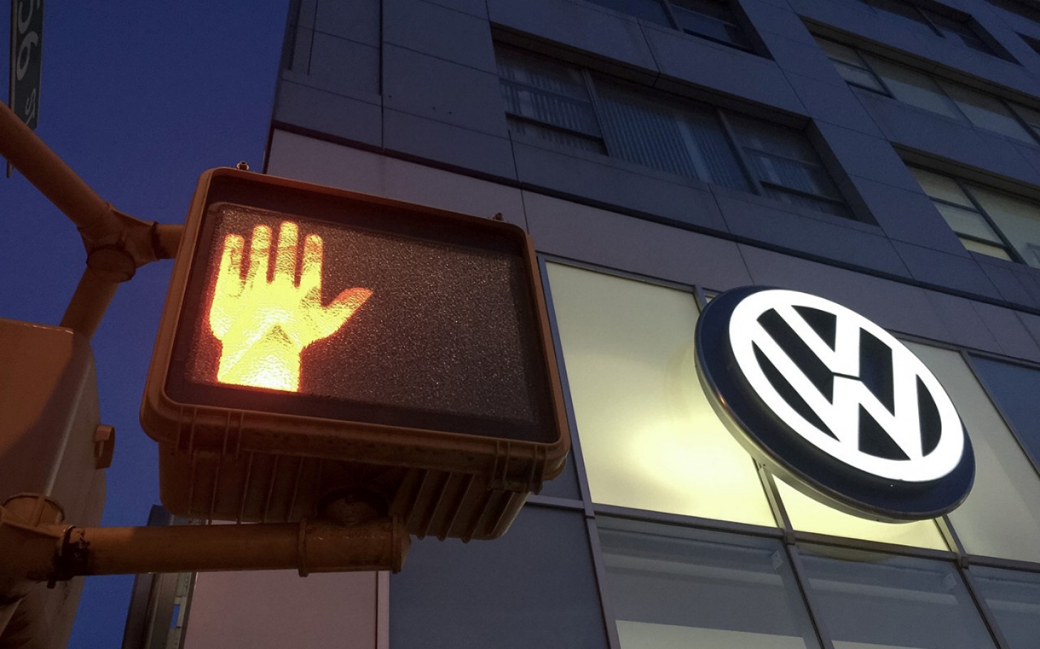 Volkswagen Faces Legal Trouble Emissions Scandal | Al Jazeera America