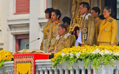 Thumbnail image for Royal critics in Thailand get record prison sentences 