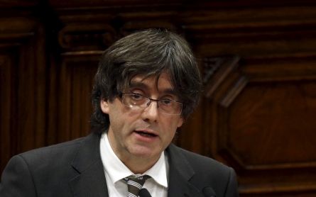 Catalan lawmakers vote in pro-independence leader