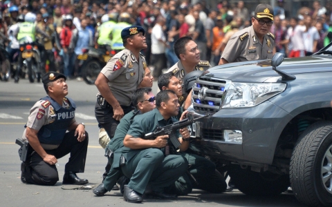 Thumbnail image for ISIL claims responsibility for deadly gun, bomb assault on Jakarta