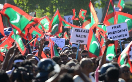 Thousands rally against detention of Maldives ex-leader