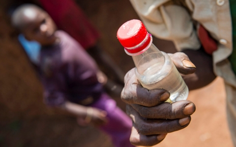 Thumbnail image for Uganda's ongoing struggle with moonshine