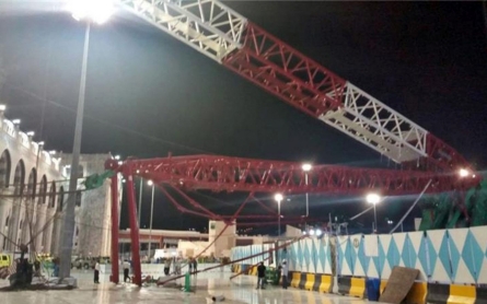 Saudis halt work of Mecca crane collapse firm