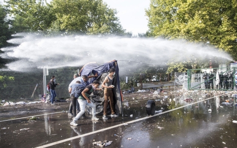 Thumbnail image for UN 'shocked' over Hungary action against refugees