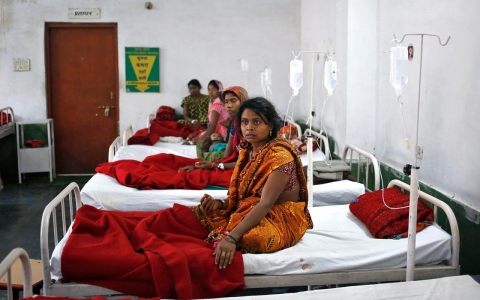 Thumbnail image for Photos: India sterilization "camp"