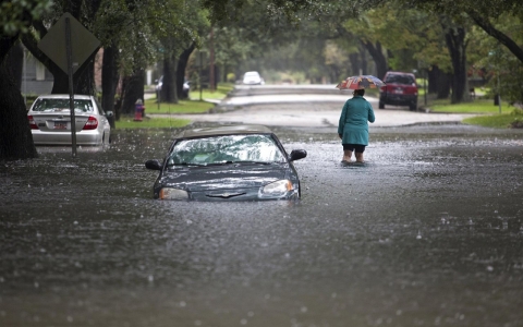 Thumbnail image for Photos: Record rainfall in South Carolina