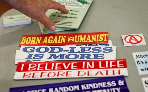 Thumbnail image for OPINION: Kiss me, I’m an atheist