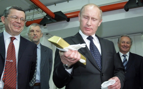 Thumbnail image for Putin goes for the gold 