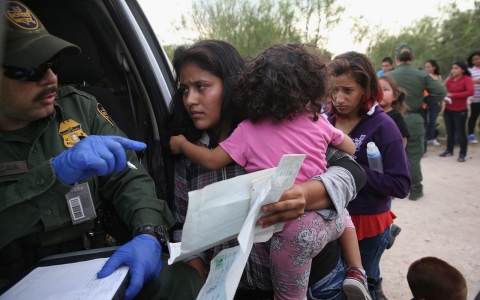 Thumbnail image for US embrace of Cuban refugees underscores hypocrisy on immigration