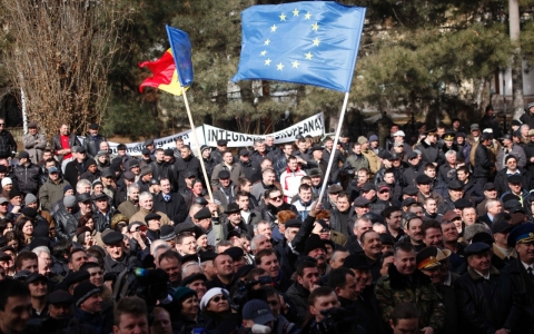 Thumbnail image for With Ukraine under siege, Georgia and Moldova double down on Europe