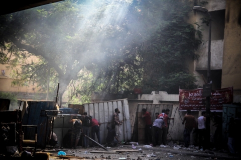 Thumbnail image for PHOTOS: Clashes between pro-Morsi protesters, Egyptian military