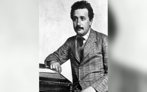 Thumbnail image for Einstein’s theory of relativity turns 100