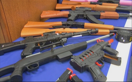 New York takes steps to crack down on toy guns that look real