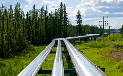 Pipeline owned by Devon Energy.